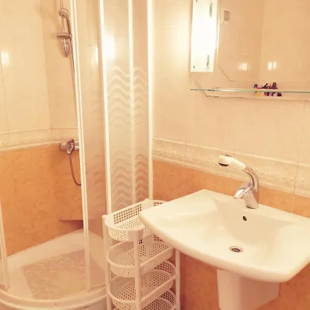 Cozy In The Heart Of Burgas, Bulgaria アパート